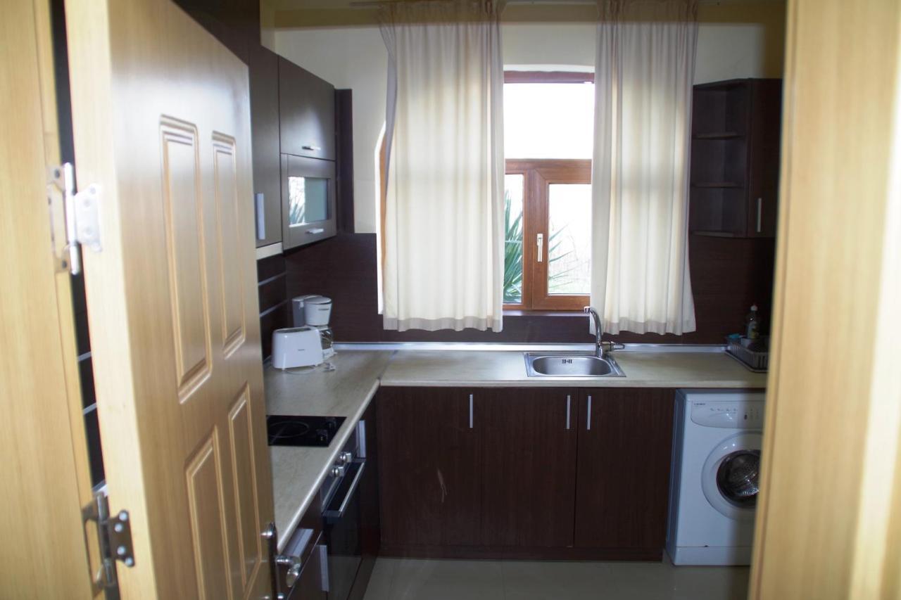 Azura Garden Apartments Cernomoreț Exterior foto